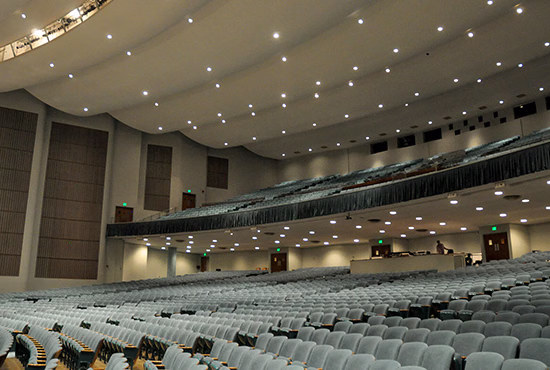 Online school auditorium platform for virtual events, student performances, presentations and institutional programs